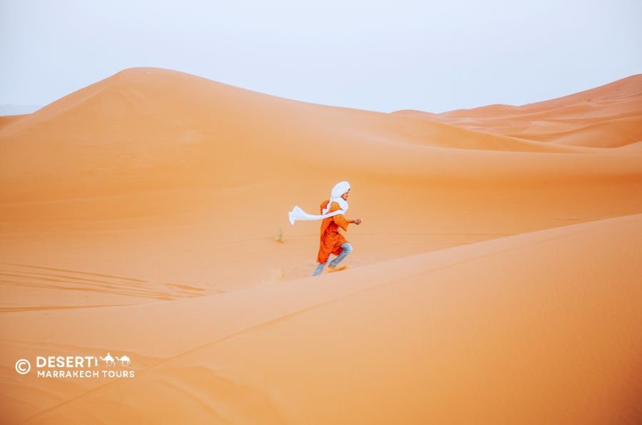 Excursión de 2 días por el desierto desde Fez a Marrakech